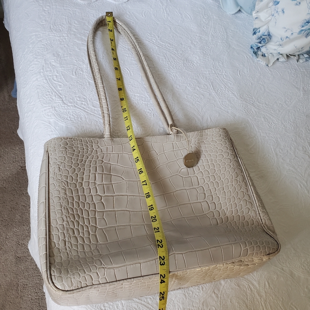 Furla Light Taupe/ Ecru Leather Croc Embossed Sholder Bag /Tote Bag with Dustbag - Picture 4 of 15